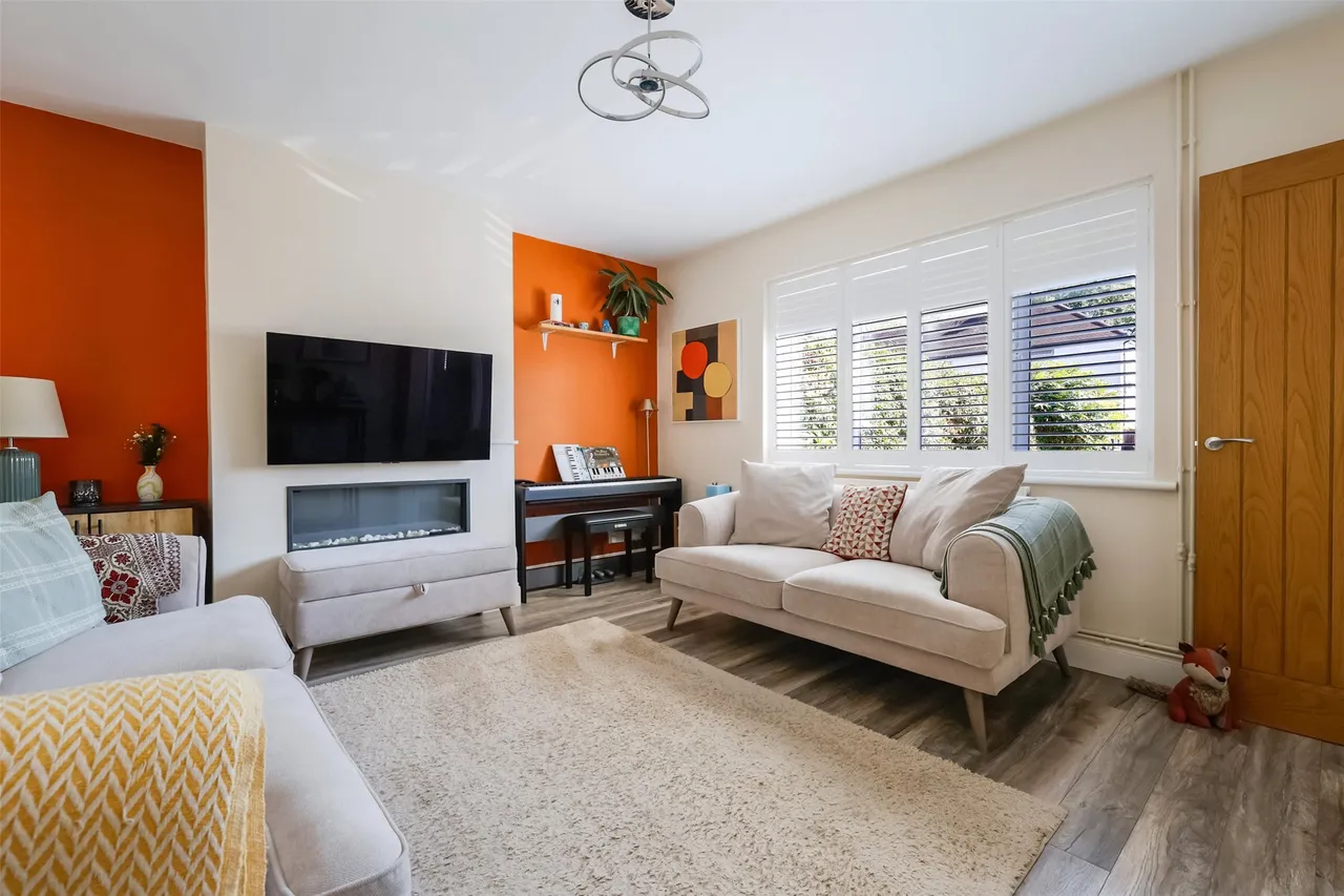 Alexander Road, Reigate, RH2, photo 5