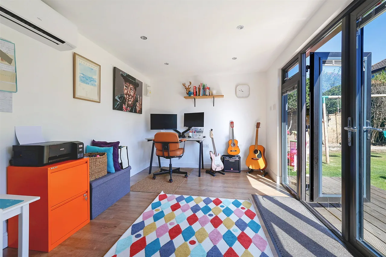 Alexander Road, Reigate, RH2, photo 6