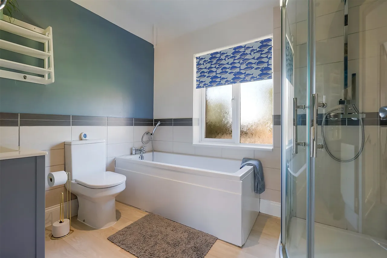 Alexander Road, Reigate, RH2, photo 7