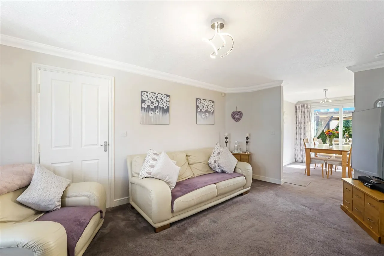 Nursery Drive, KILWINNING, Ayrshire, KA13, photo 5
