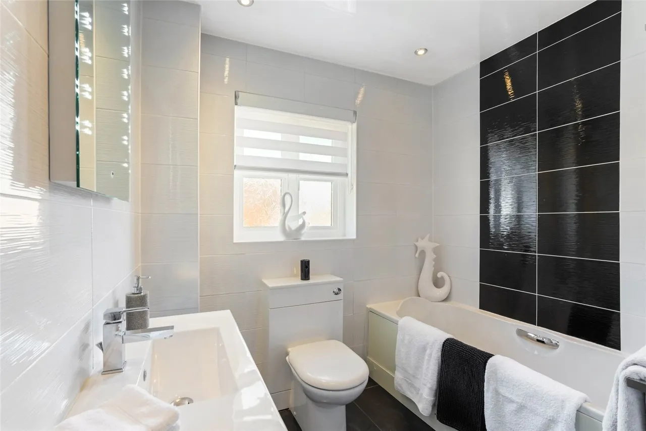 Nursery Drive, KILWINNING, Ayrshire, KA13, photo 13