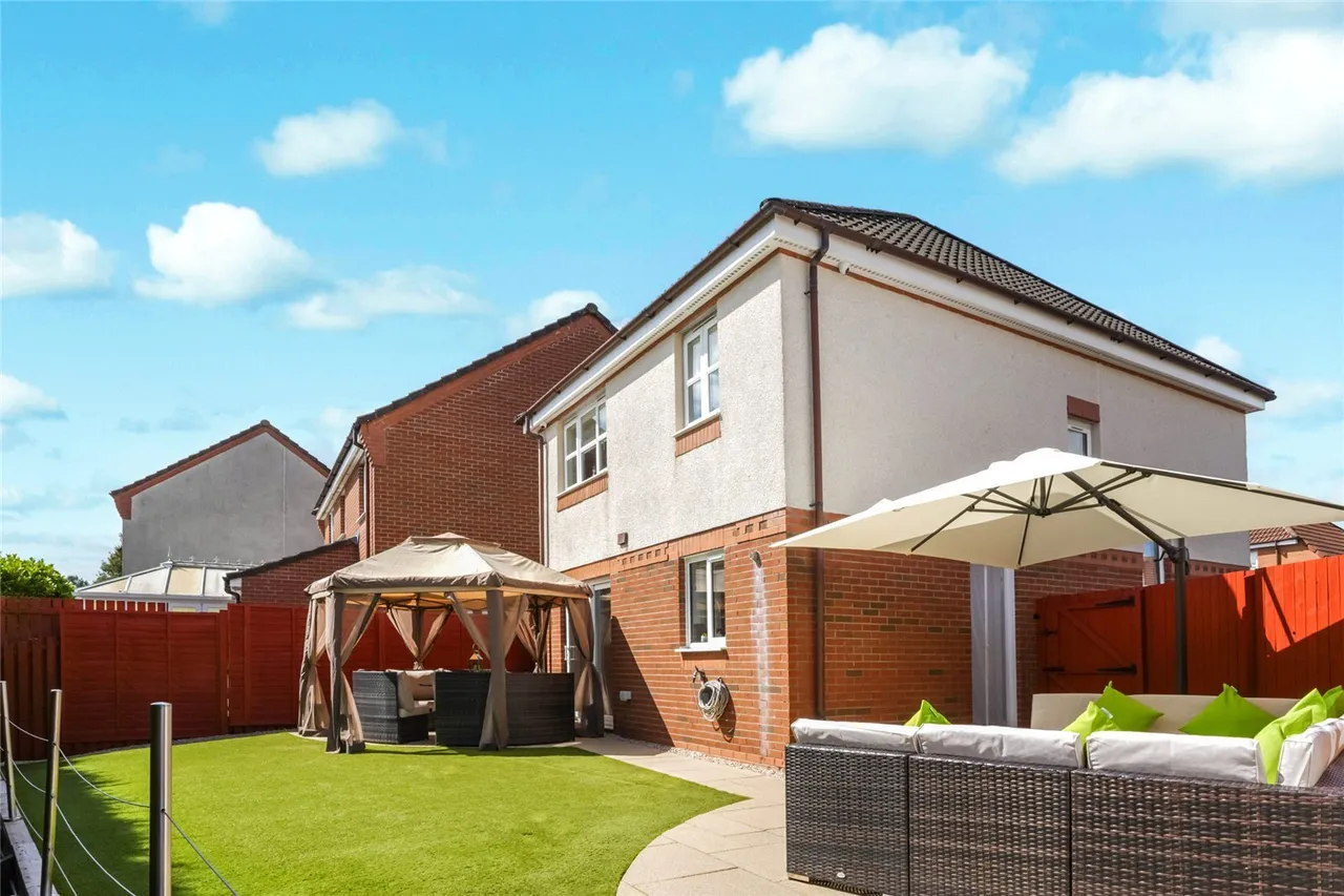 Nursery Drive, KILWINNING, Ayrshire, KA13, photo 4