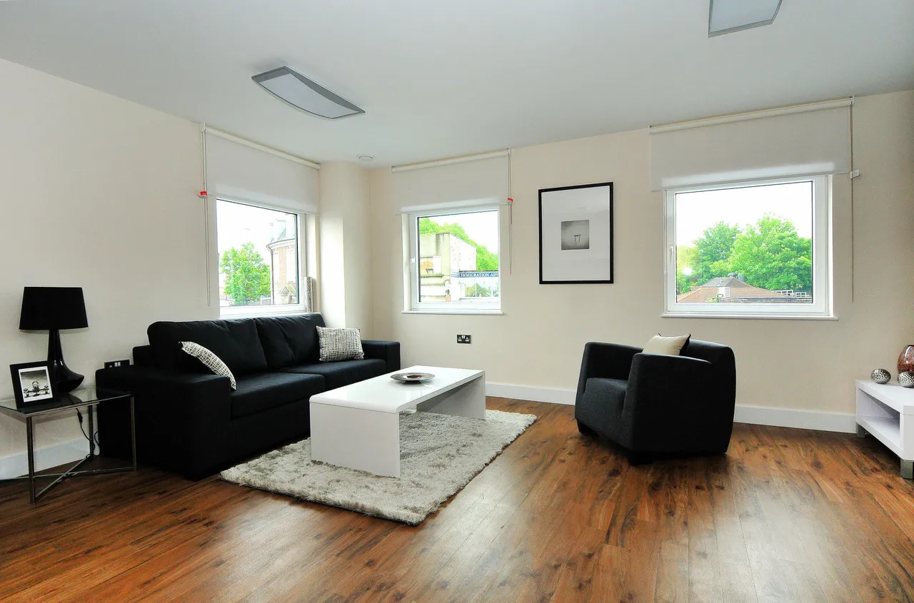 608 TRS Apartments, The Green, Southall, photo 5