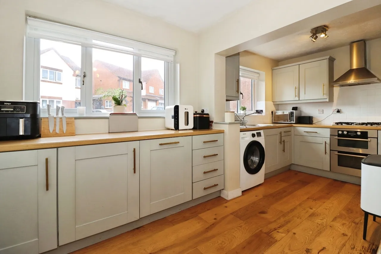 Lapwing Close, Bradley Stoke, Bristol, BS32, photo 3