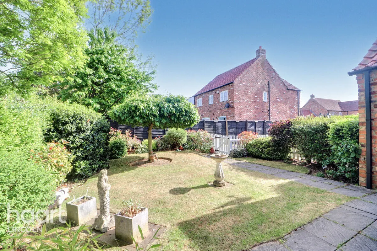 Davey Close, Sturton By Stow, LN1, photo 16