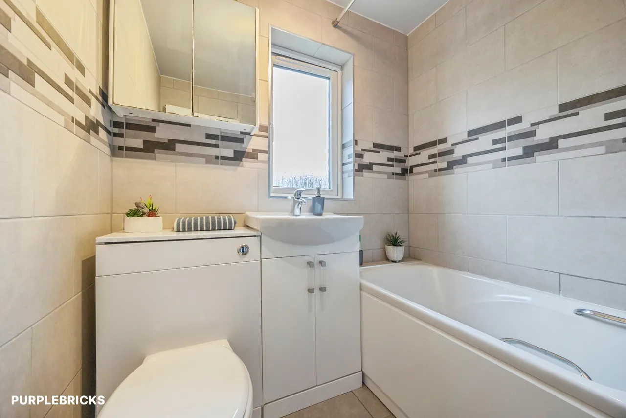 Gracemount Square, Edinburgh, EH16, photo 15