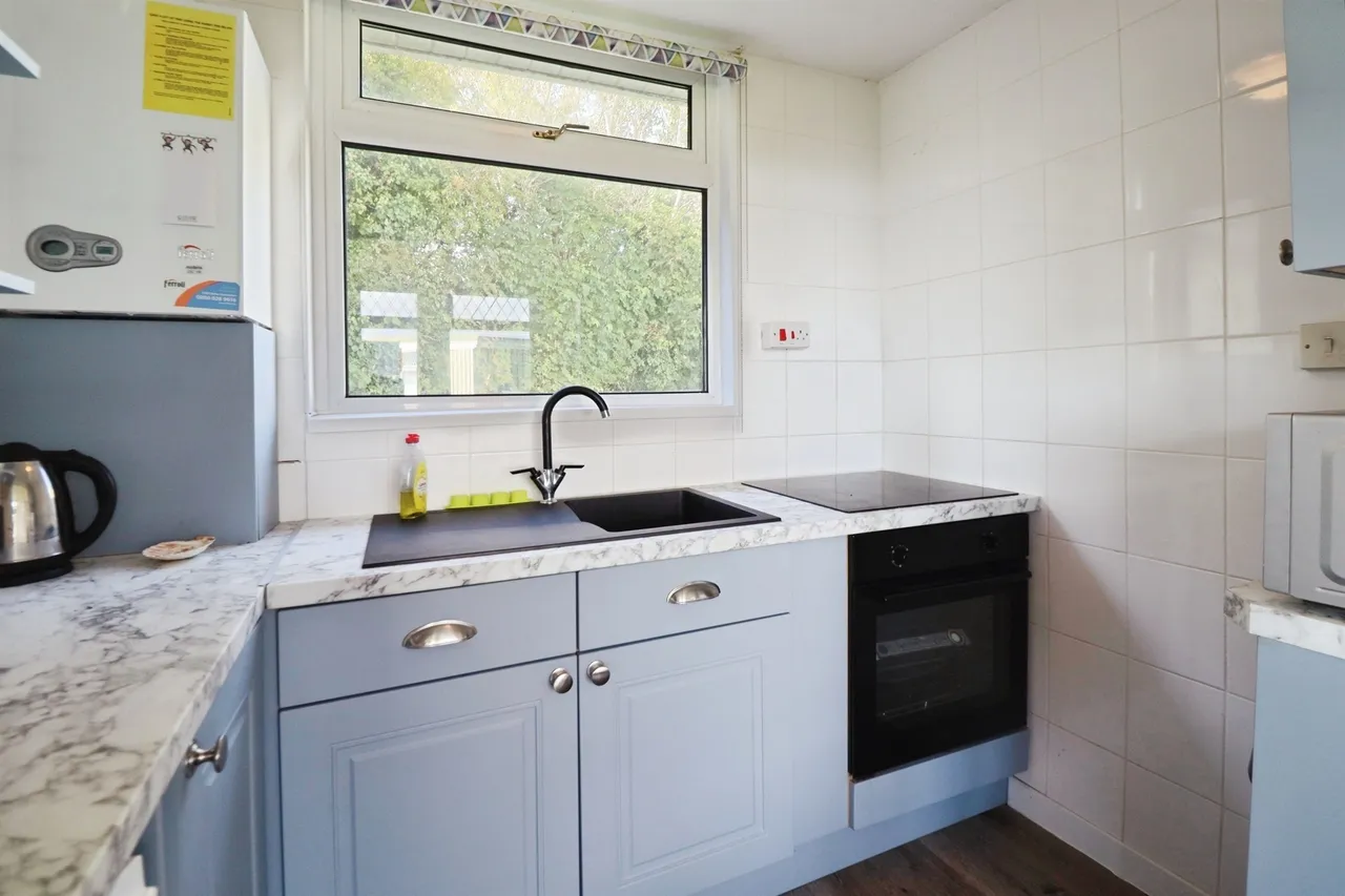 Fort Road, Penarth, CF64, photo 9