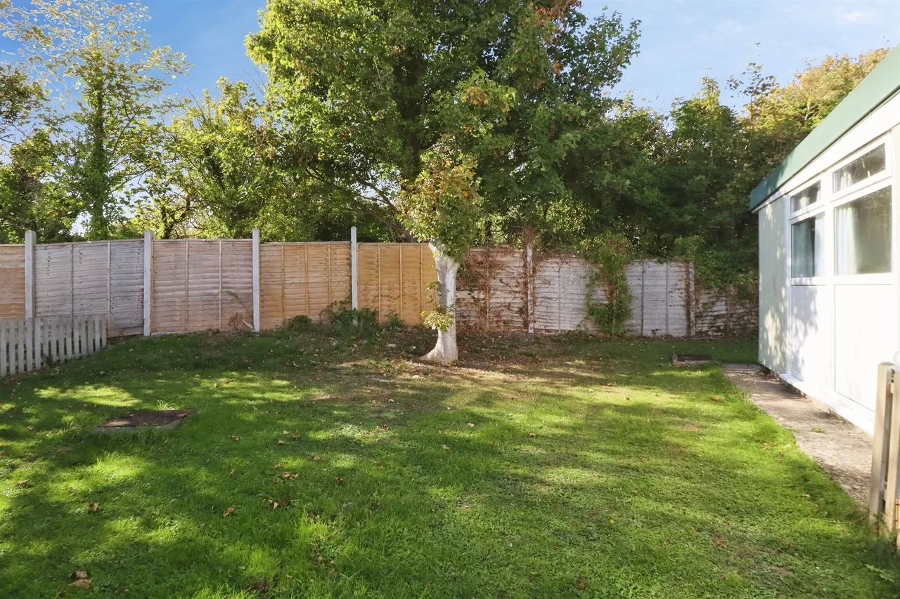 Fort Road, Penarth, CF64, photo 4
