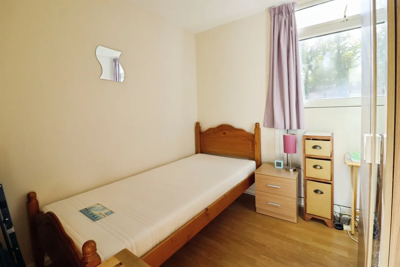 Fort Road, Penarth, CF64, photo 13
