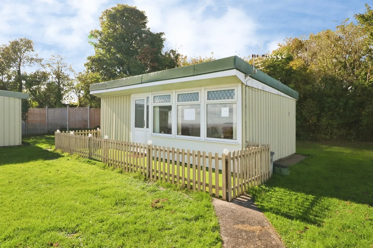 Fort Road, Penarth, CF64, photo 6