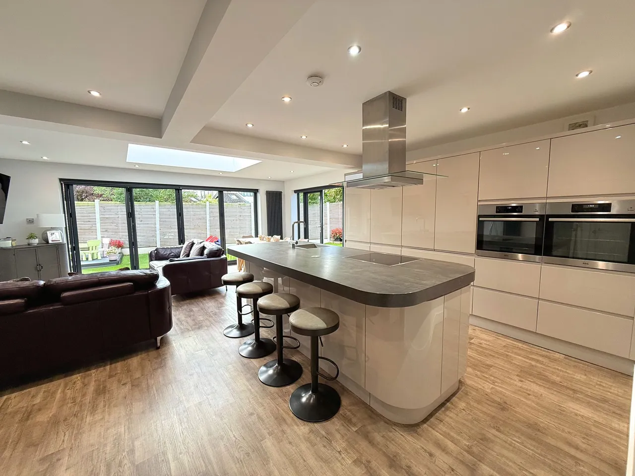 Ravenstone Drive, Sale, photo 9
