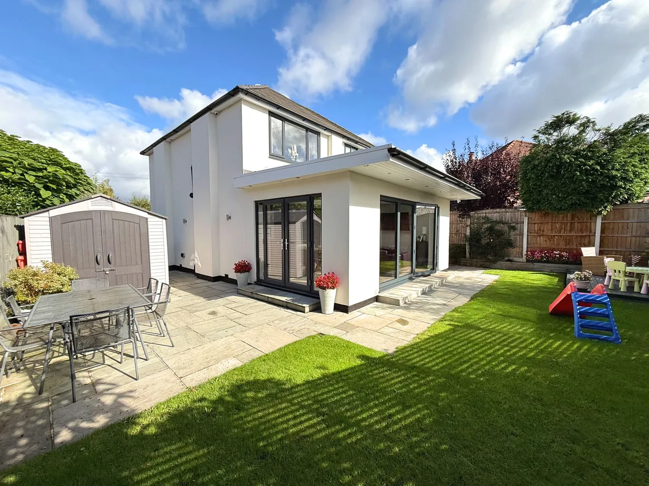 Ravenstone Drive, Sale, photo 36