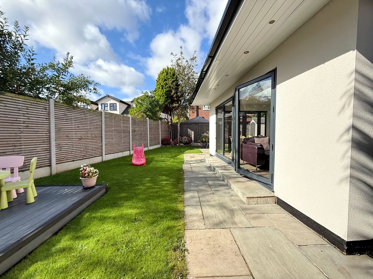 Ravenstone Drive, Sale, photo 40