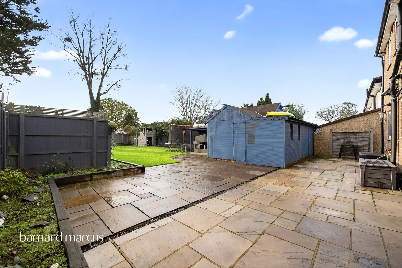 Queens Way, Hanworth Park, TW13, photo 14