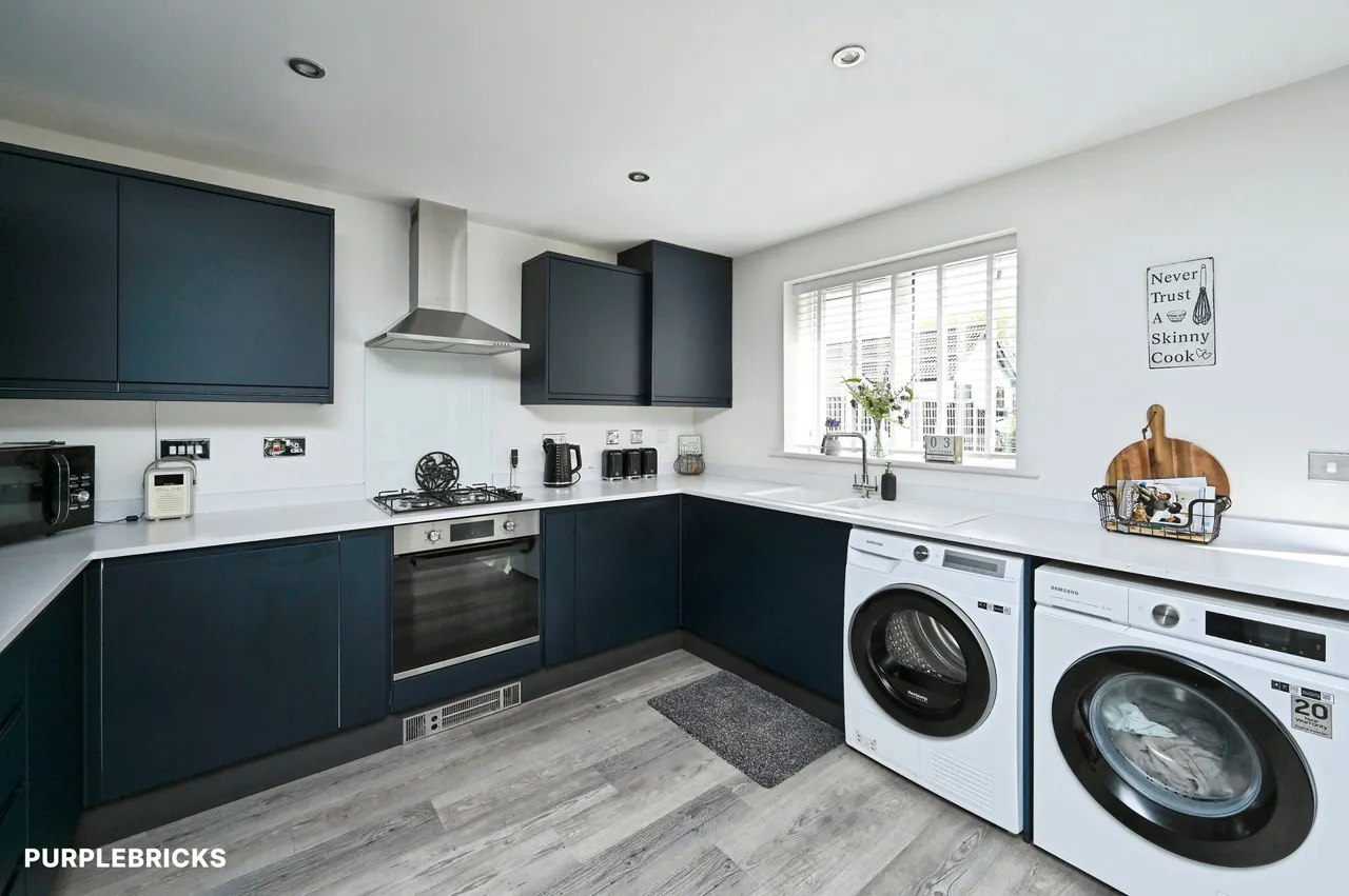Birchen Holme, Broadmeadows, DE55, photo 2