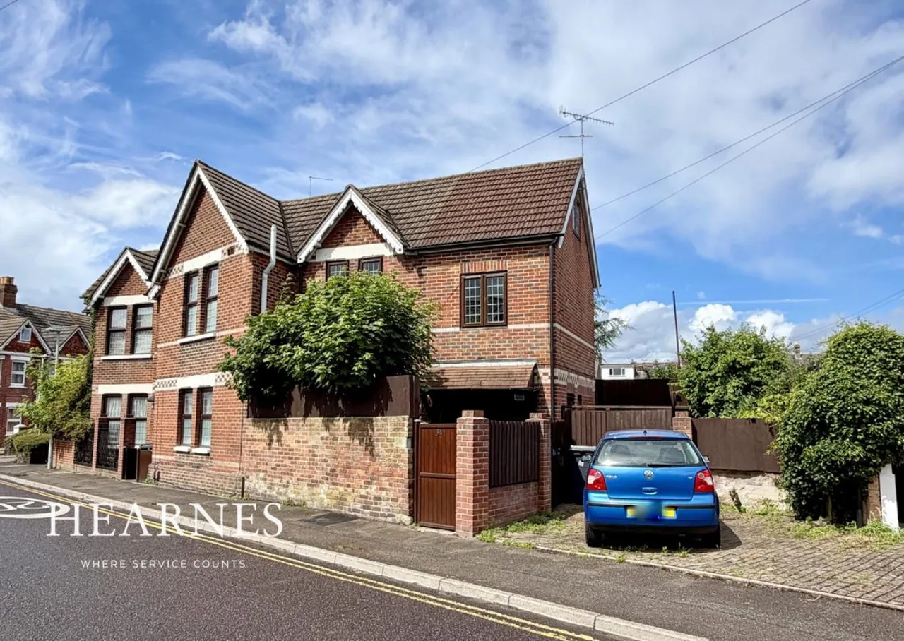 2 bed house for sale, The Cottage, BH15