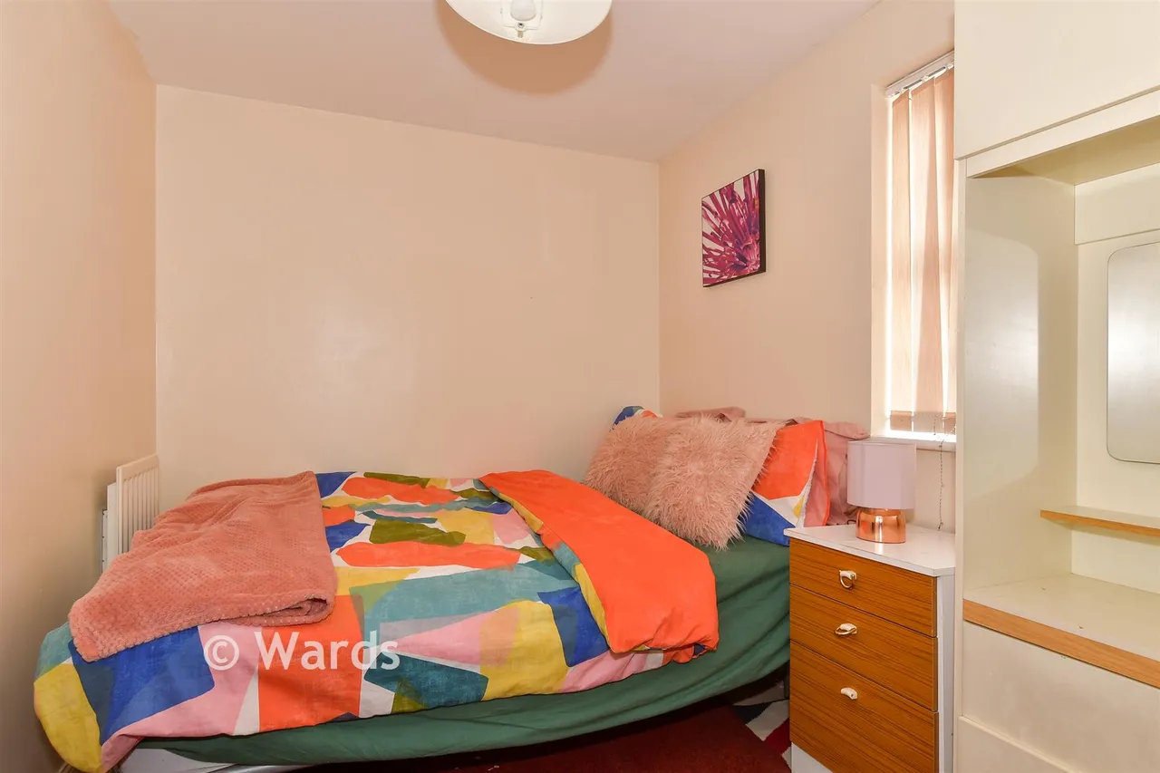 Trona Court, Sittingbourne, ME10, photo 11