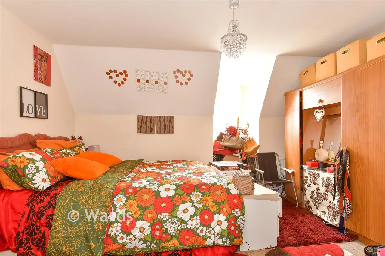 Trona Court, Sittingbourne, ME10, photo 9