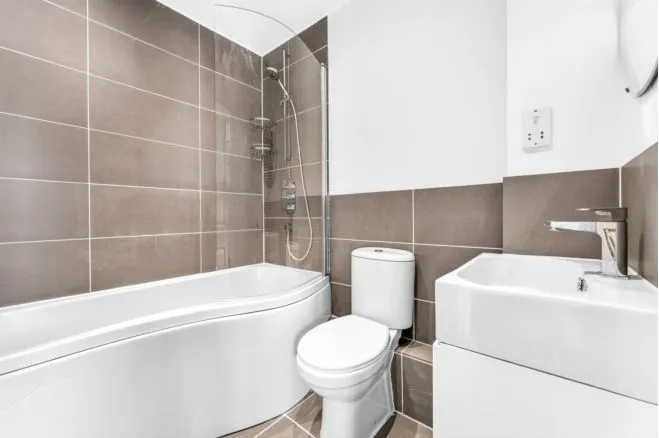 Bevin Square, London, SW17, photo 21
