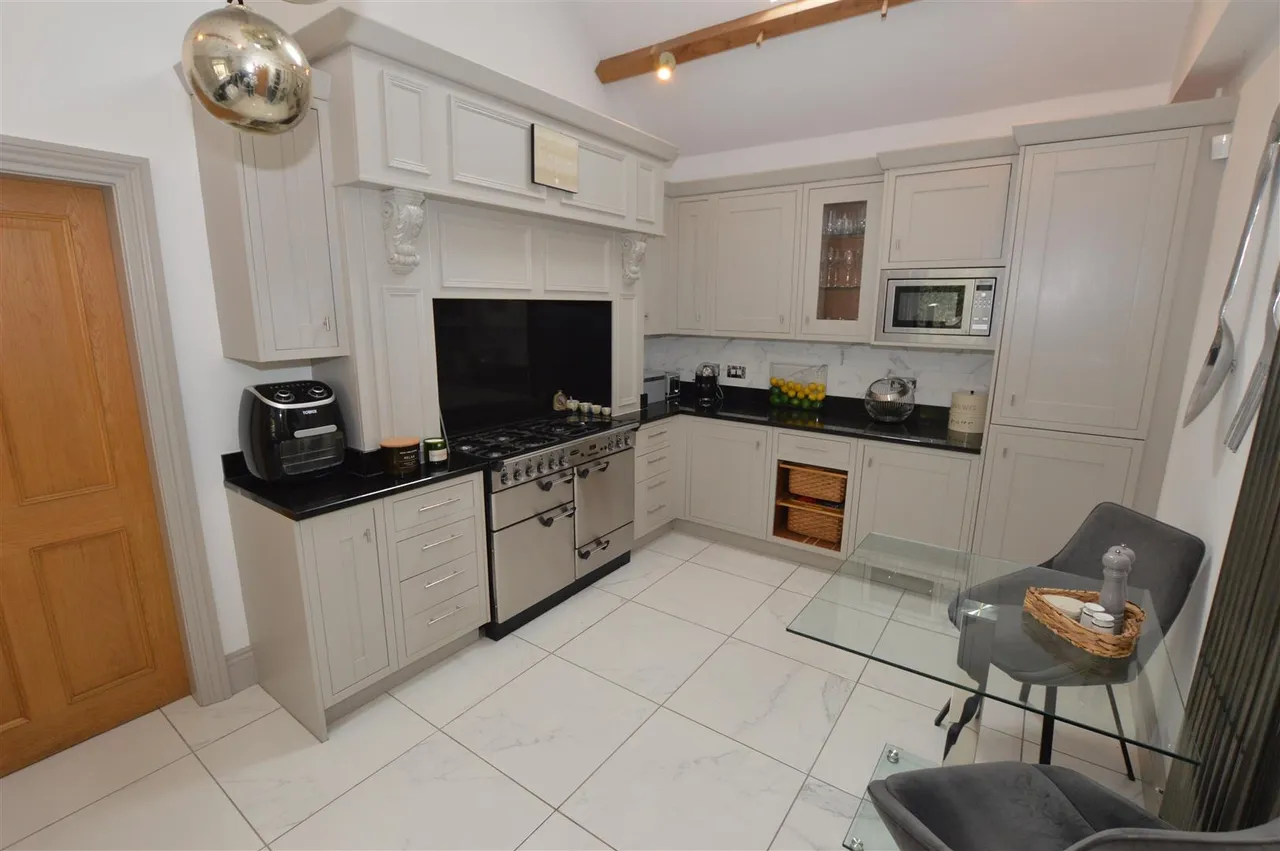 Hallgarth Court, Newsham, photo 5