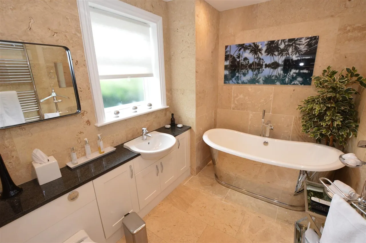 Hallgarth Court, Newsham, photo 8