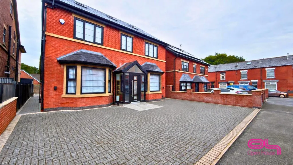 Pine Street, Bolton, BL1, photo 2