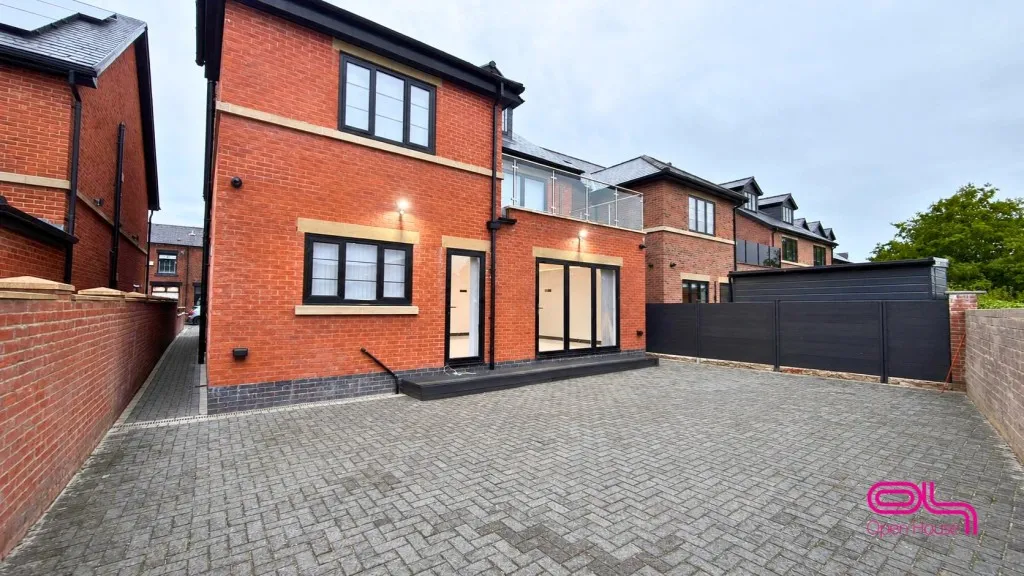 Pine Street, Bolton, BL1, photo 48