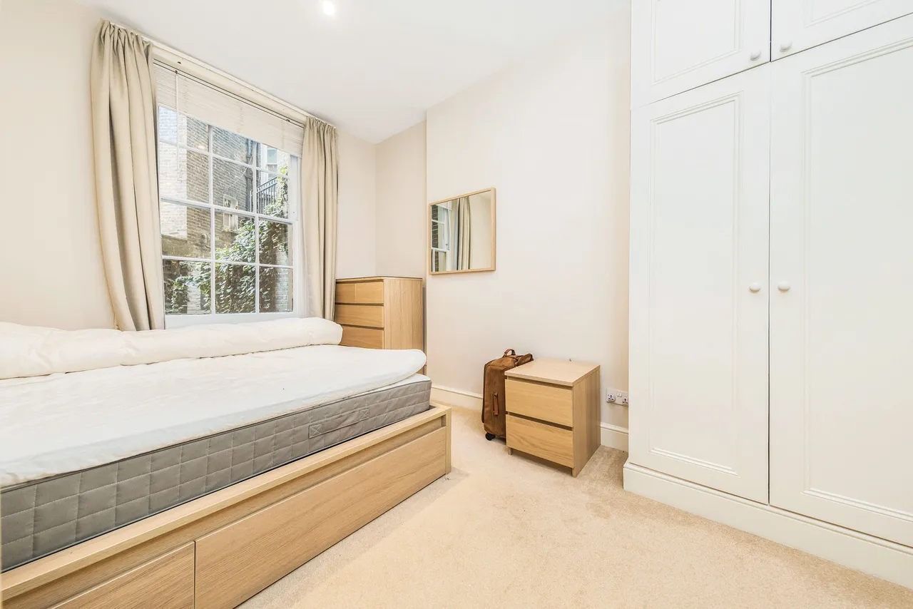 8a Sutherland Row, London, photo 7