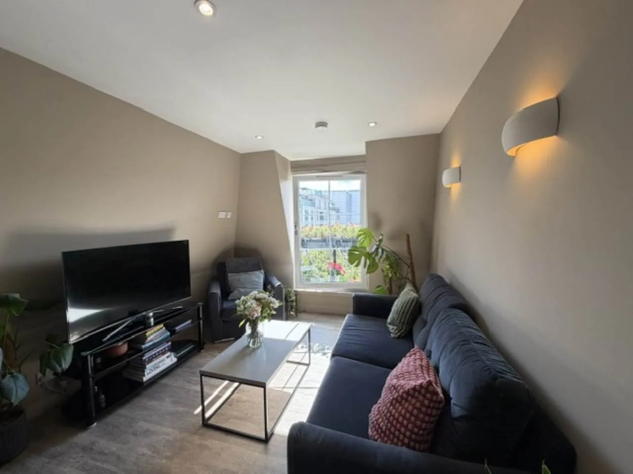 Grove Street, City Centre, Edinburgh, EH3 8AB, photo 2