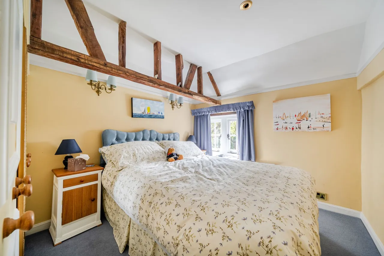 Hawksfold Lane West, Fernhurst, GU27, photo 14