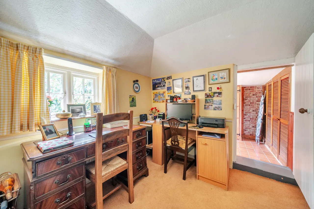 Hawksfold Lane West, Fernhurst, GU27, photo 10
