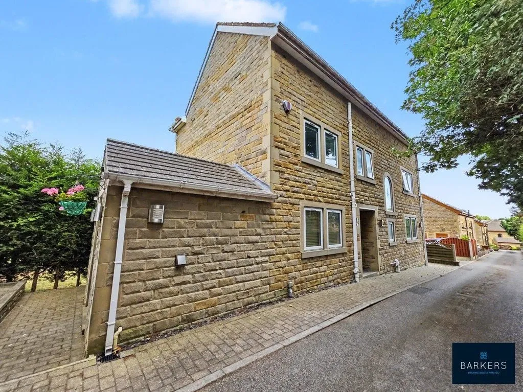 Long Croft View, Upper Batley WF17 0AE, photo 43