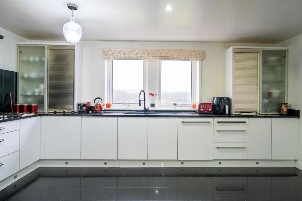 Long Croft View, Upper Batley WF17 0AE, photo 8