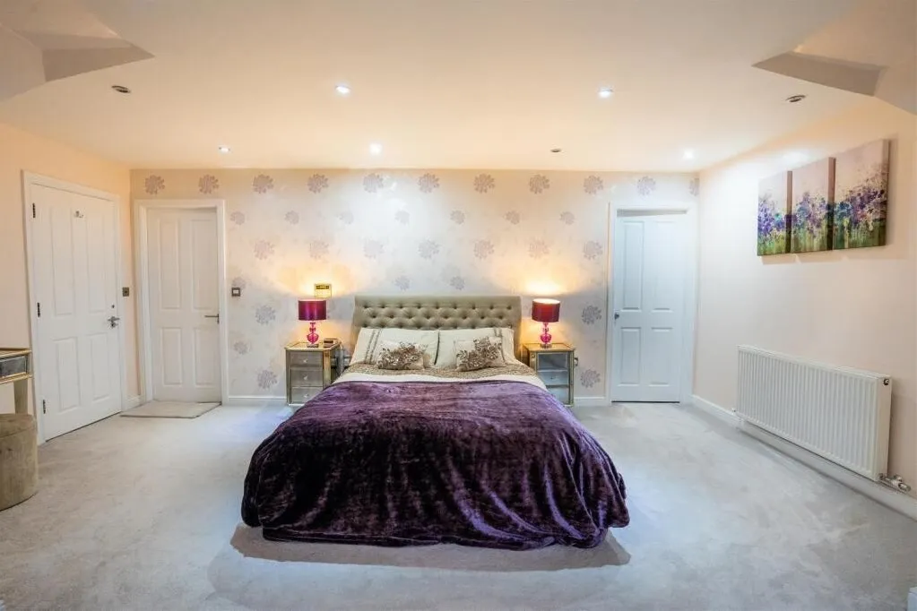 Long Croft View, Upper Batley WF17 0AE, photo 13