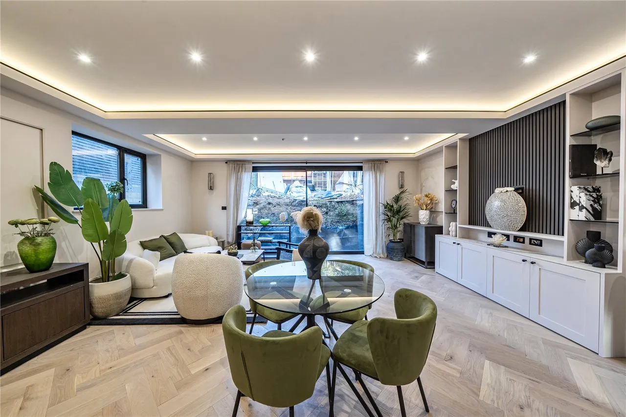 Bromyard Avenue, London, W3, photo 4
