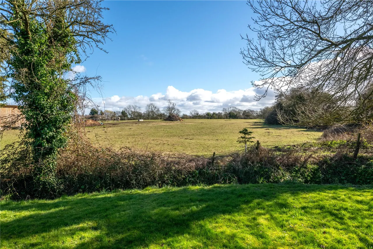 Church Lane, Utterby, photo 25
