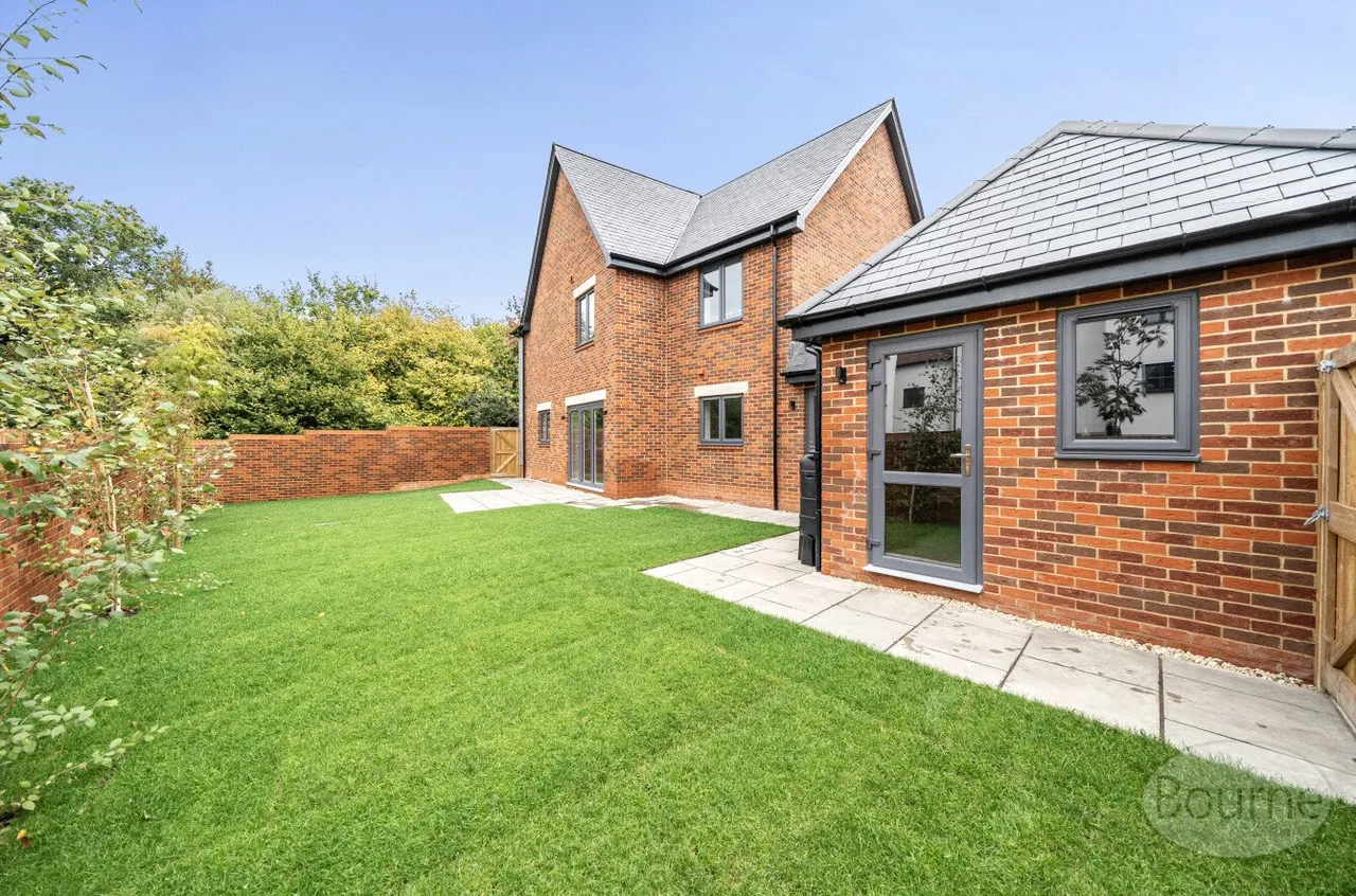 Brookwood Road, Petersfield, GU31, photo 4