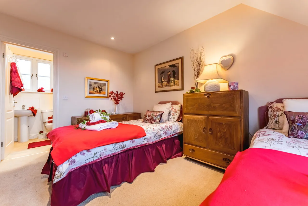Henrys Way, Lyme Regis, DT7, photo 10