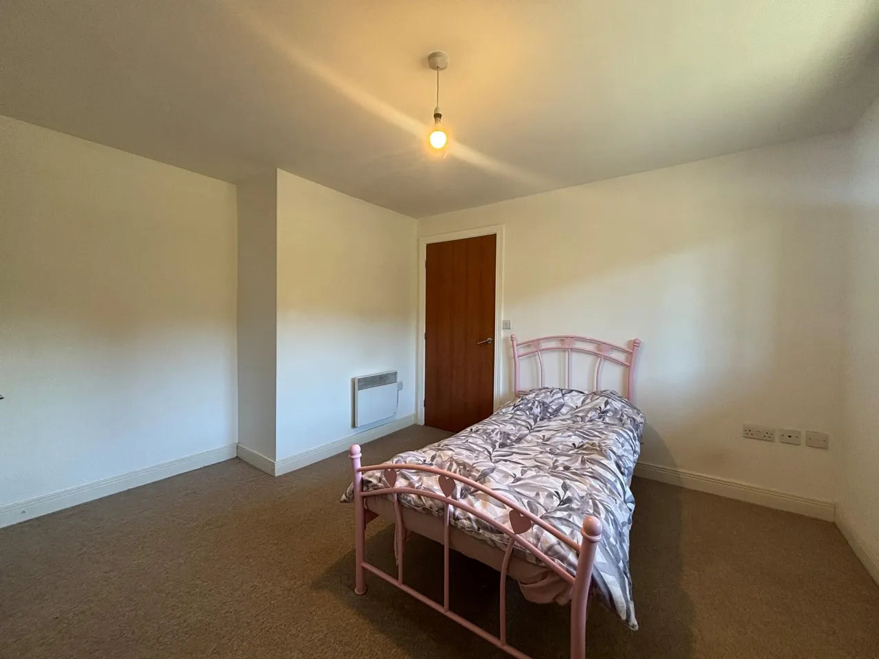Worsdell Drive, Gateshead, NE8, photo 7