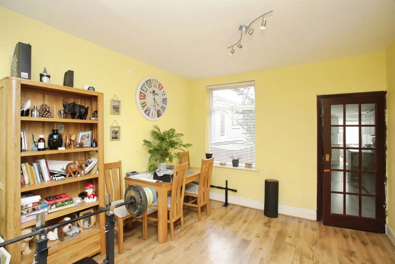 Claremont Road, Rugby, CV21, photo 4