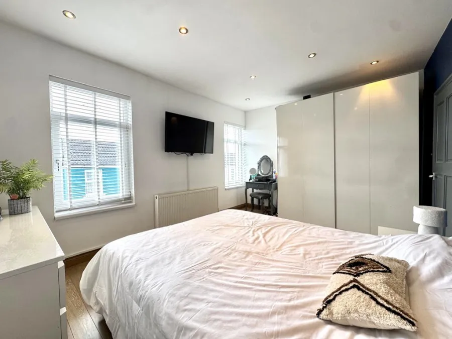Guest Cottages, Dowlais, CF48, photo 10