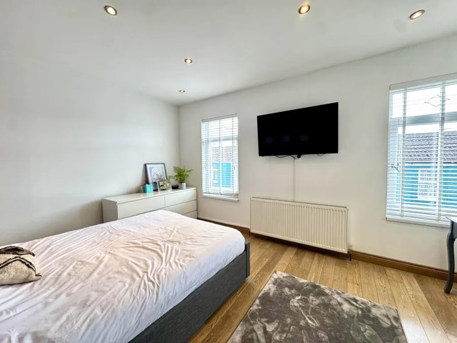 Guest Cottages, Dowlais, CF48, photo 9