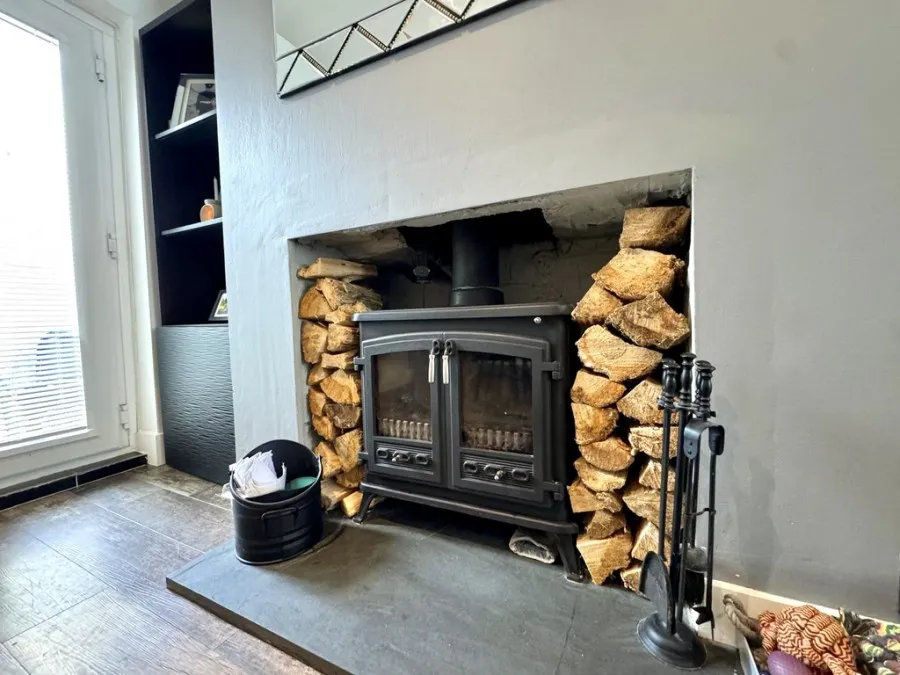 Guest Cottages, Dowlais, CF48, photo 4