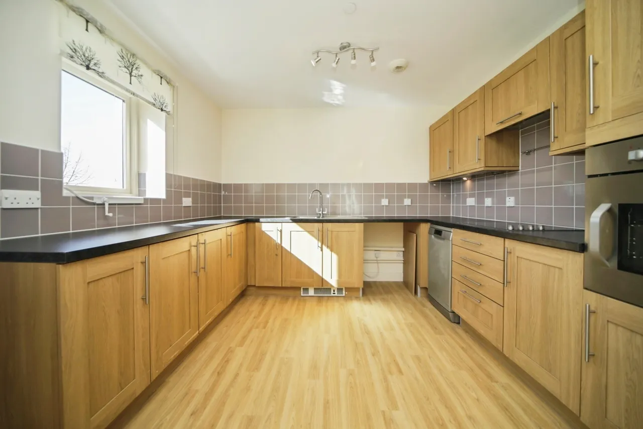 Airfield Road, Bury St. Edmunds, Suffolk, IP32, photo 6