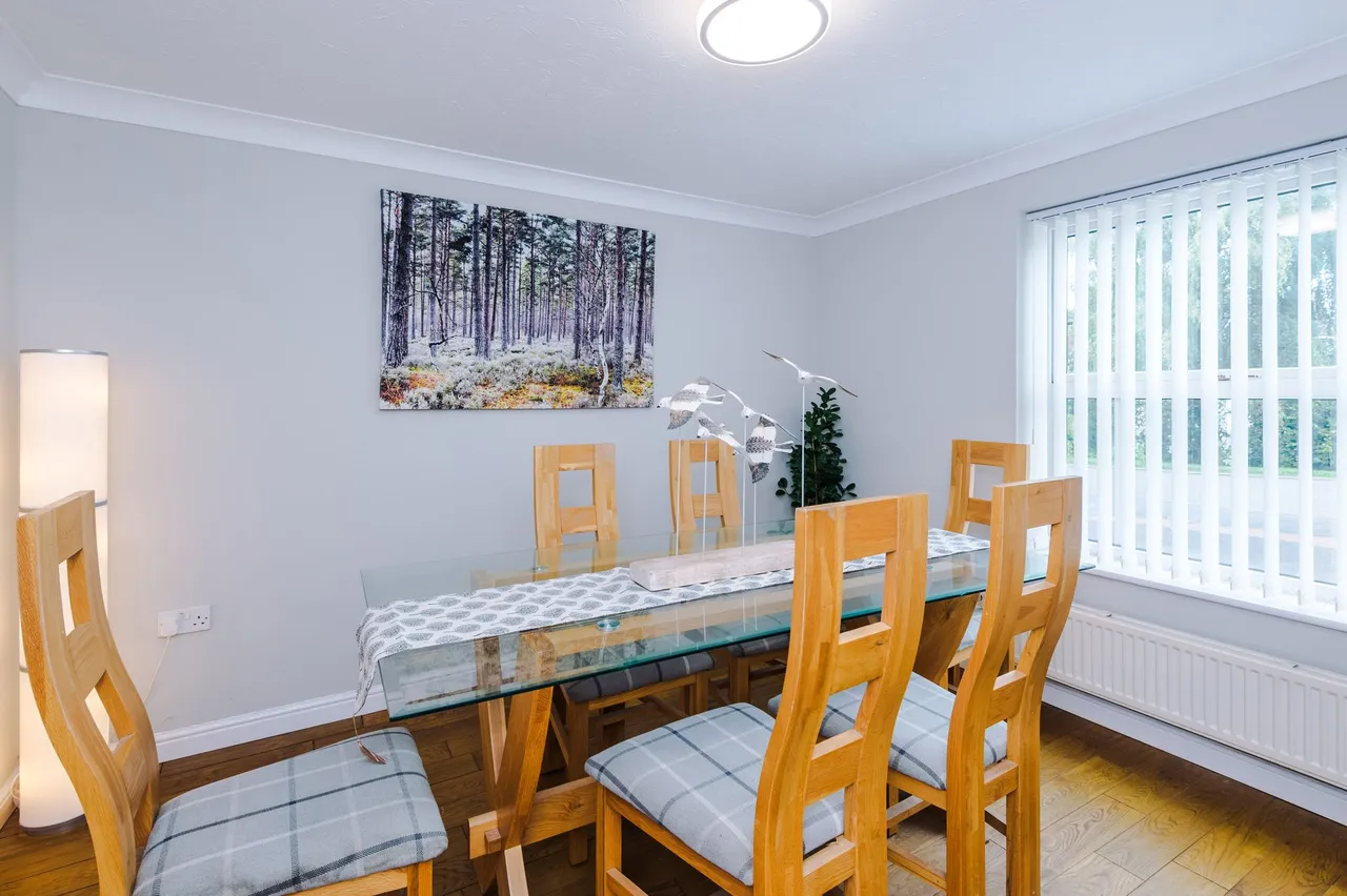 Chesterton Drive, Winwick, Warrington, Warrington, WA2 8XF, photo 12