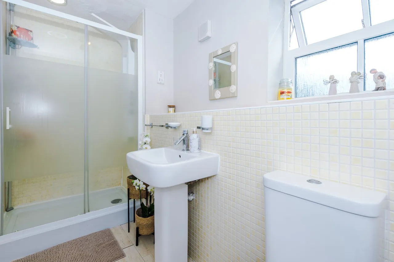Chesterton Drive, Winwick, Warrington, Warrington, WA2 8XF, photo 15