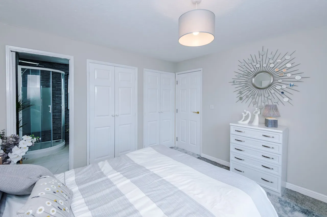 Chesterton Drive, Winwick, Warrington, Warrington, WA2 8XF, photo 17
