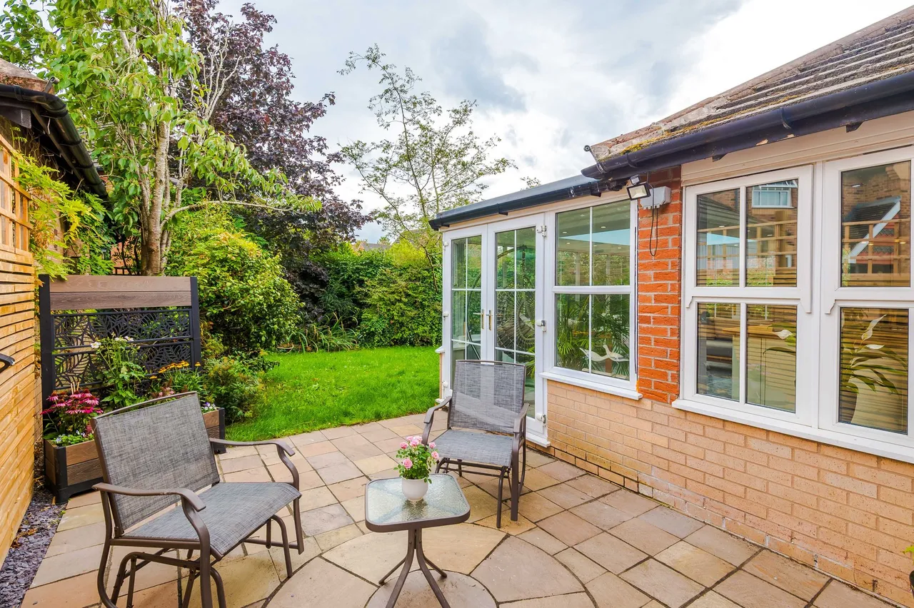Chesterton Drive, Winwick, Warrington, Warrington, WA2 8XF, photo 26