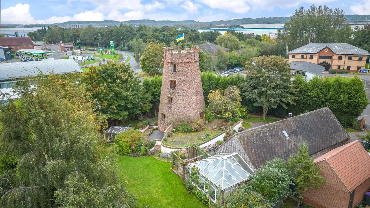 Hadley Park Windmill, Hadley Park East, Hadley TF1 6QJ, photo 27