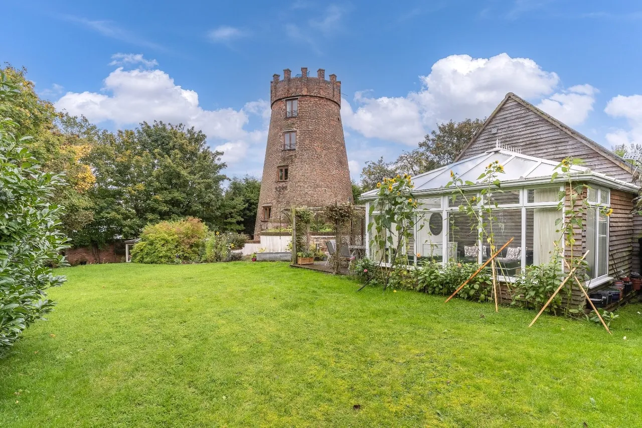 Hadley Park Windmill, Hadley Park East, Hadley TF1 6QJ, photo 26